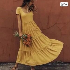 Anthropologie Yellow Tiered Short-Sleeve Maxi Dress - size xs